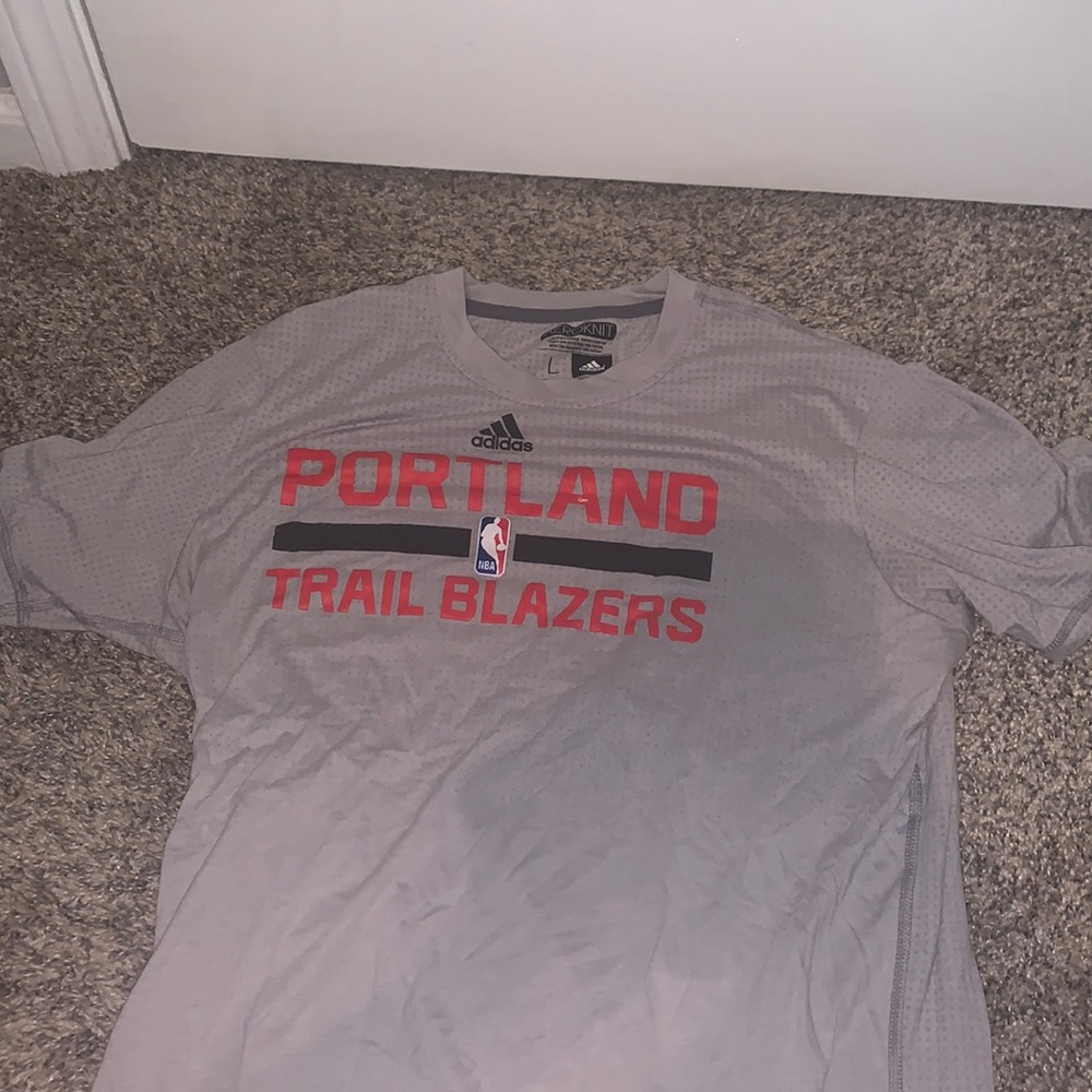 Adidas trailblazers shirt